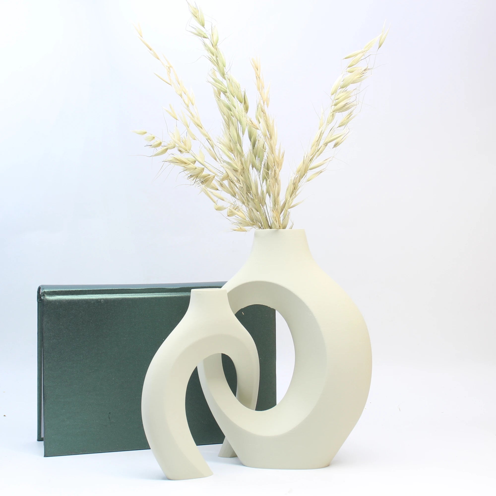 Embrace Duo Vase Set