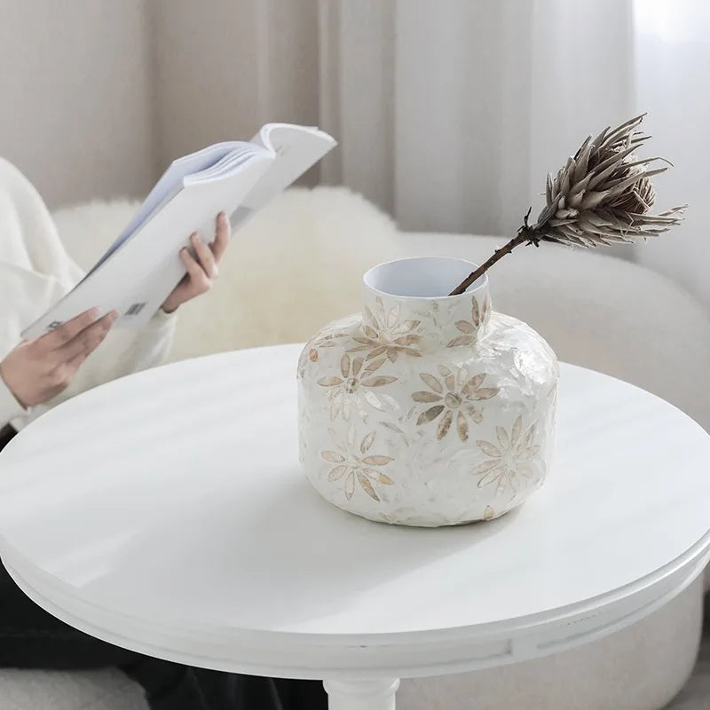 Vintage Ceramic Table Vase – Elegant Flower Arrangement Décor