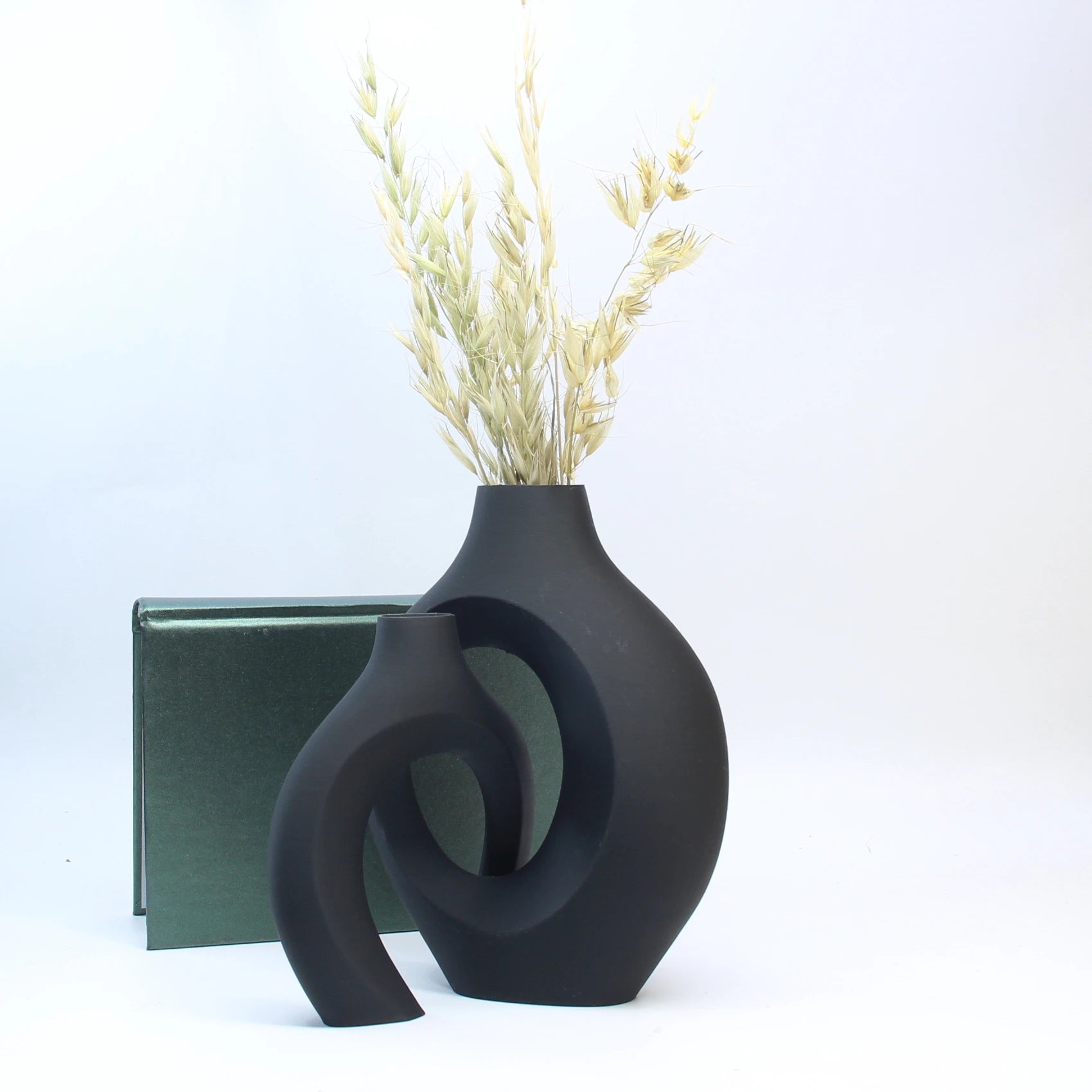 Embrace Duo Vase Set